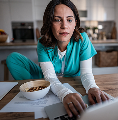 A learning session in action — hands raised, minds engaged.